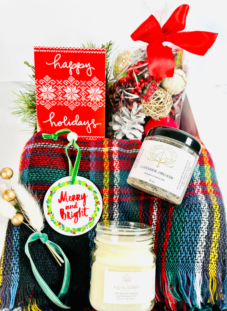 Merry and Bright, Classic Christmas Spa Gift Box
